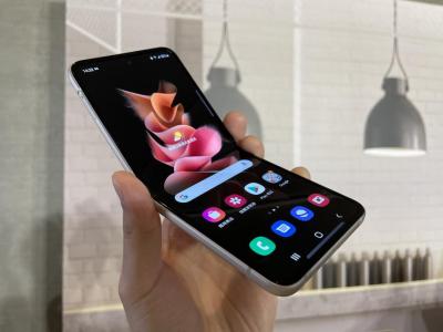 近 7 成網友看好「摺疊手機」成新主流!點名蘋果新品是關鍵 近 7 成網友看好「摺疊手機」成新主流!點名蘋果新品是關鍵