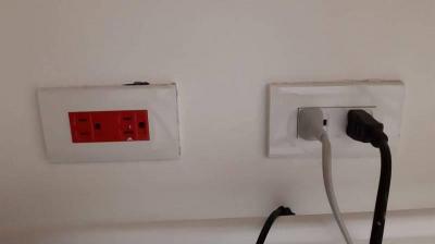 家裡有「紅色插座」嗎?網友好奇用途 台電解惑 家裡有「紅色插座」嗎?網友好奇用途 台電解惑