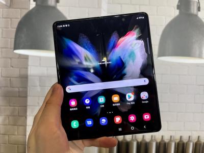 （影音）取代 Note 系列搶市！三星 Galaxy Z Fold 3 開箱體驗