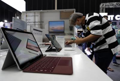 微軟 Surface 發表會今晚登場!Android 新機、平價筆電有望亮相 微軟 Surface 發表會今晚登場!Android 新機、平價筆電有望亮相