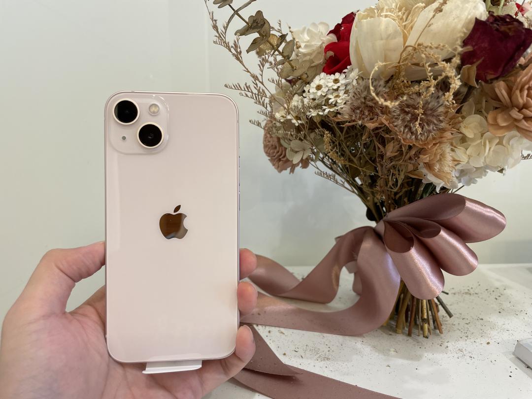 新的粉色相當吸睛，也是今年預購時的熱賣款式（圖／記者黃敬淳攝）