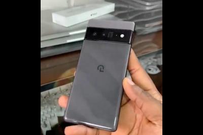 黑、灰三色背蓋！Google 旗艦  Pixel 6 Pro「實機上手」諜照曝光