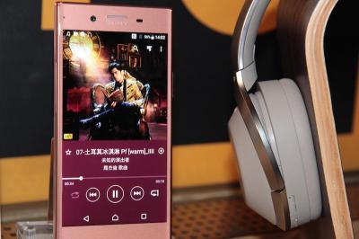 Xperia 老用戶再戰兩年!Sony 推舊手機電池、維修優惠 Xperia 老用戶再戰兩年!Sony 推舊手機電池、維修優惠