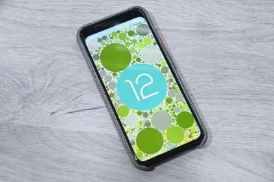 實測安裝 Android 12 正式版!多色介面超鮮豔、這 3 大升級很有感 實測安裝 Android 12 正式版!多色介面超鮮豔、這 3 大升級很有感