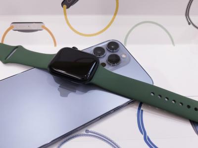 (影音)Apple Watch Series 7 開箱體驗!入手前該知道這 5 件事 (影音)Apple Watch Series 7 開箱體驗!入手前該知道這 5 件事