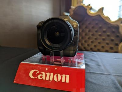 眼睛看到哪、對焦跟到哪!Canon 新單眼機皇 EOS R3 實機搶先看 眼睛看到哪、對焦跟到哪!Canon 新單眼機皇 EOS R3 實機搶先看