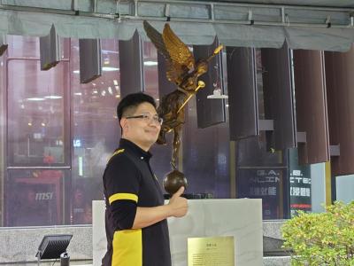 燦坤 3C 耶誕市集開跑!一元就能競標電視、吸塵器 燦坤 3C 耶誕市集開跑!一元就能競標電視、吸塵器