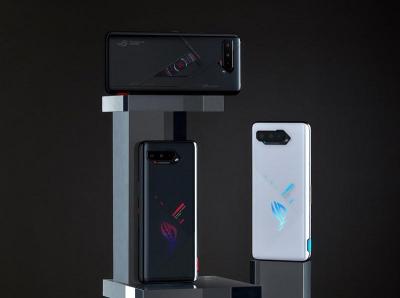 ZenFone 9 大玩前後雙螢幕?華碩 3 款「旗艦新機」設計圖流出 ZenFone 9 大玩前後雙螢幕?華碩 3 款「旗艦新機」設計圖流出