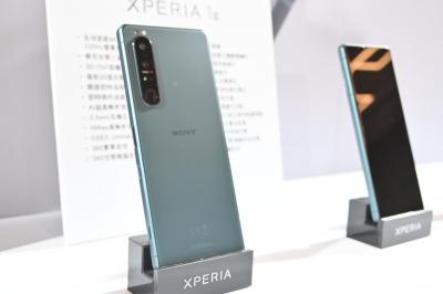 Sony 全新 Xperia 1 IV 爆料圖首度揭曉!旗艦手機唯一保留耳機孔? Sony 全新 Xperia 1 IV 爆料圖首度揭曉!旗艦手機唯一保留耳機孔?