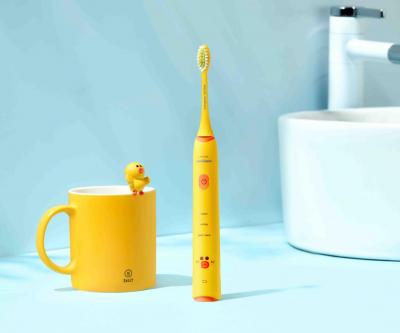 LINE Friends聯名電動牙刷超萌回歸!這次改找莎莉當主角 LINE Friends聯名電動牙刷超萌回歸!這次改找莎莉當主角