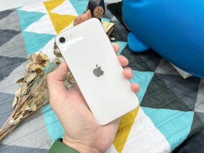 只有鐵粉會買?調研:蘋果 iPhone SE、Google Pixel 6「都賣不好」 只有鐵粉會買?調研:蘋果 iPhone SE、Google Pixel 6「都賣不好」