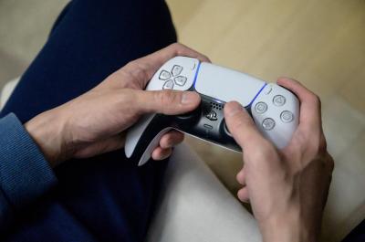 未來玩 PS5、Xbox 要「看廣告」?傳微軟、Sony 皆有計畫加入 未來玩 PS5、Xbox 要「看廣告」?傳微軟、Sony 皆有計畫加入
