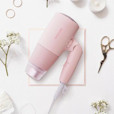 TESCOM「少女系」子品牌登台!首發夢幻櫻花粉小巧吹風機 TESCOM「少女系」子品牌登台!首發夢幻櫻花粉小巧吹風機