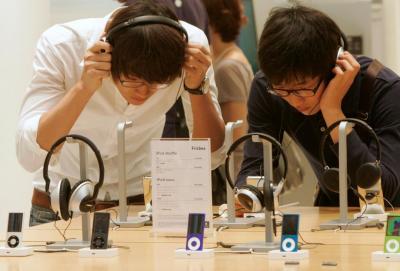 iPod停產二樣情!美國庫存秒殺、台灣果粉冷靜「Classic才是經典」 iPod停產二樣情!美國庫存秒殺、台灣果粉冷靜「Classic才是經典」