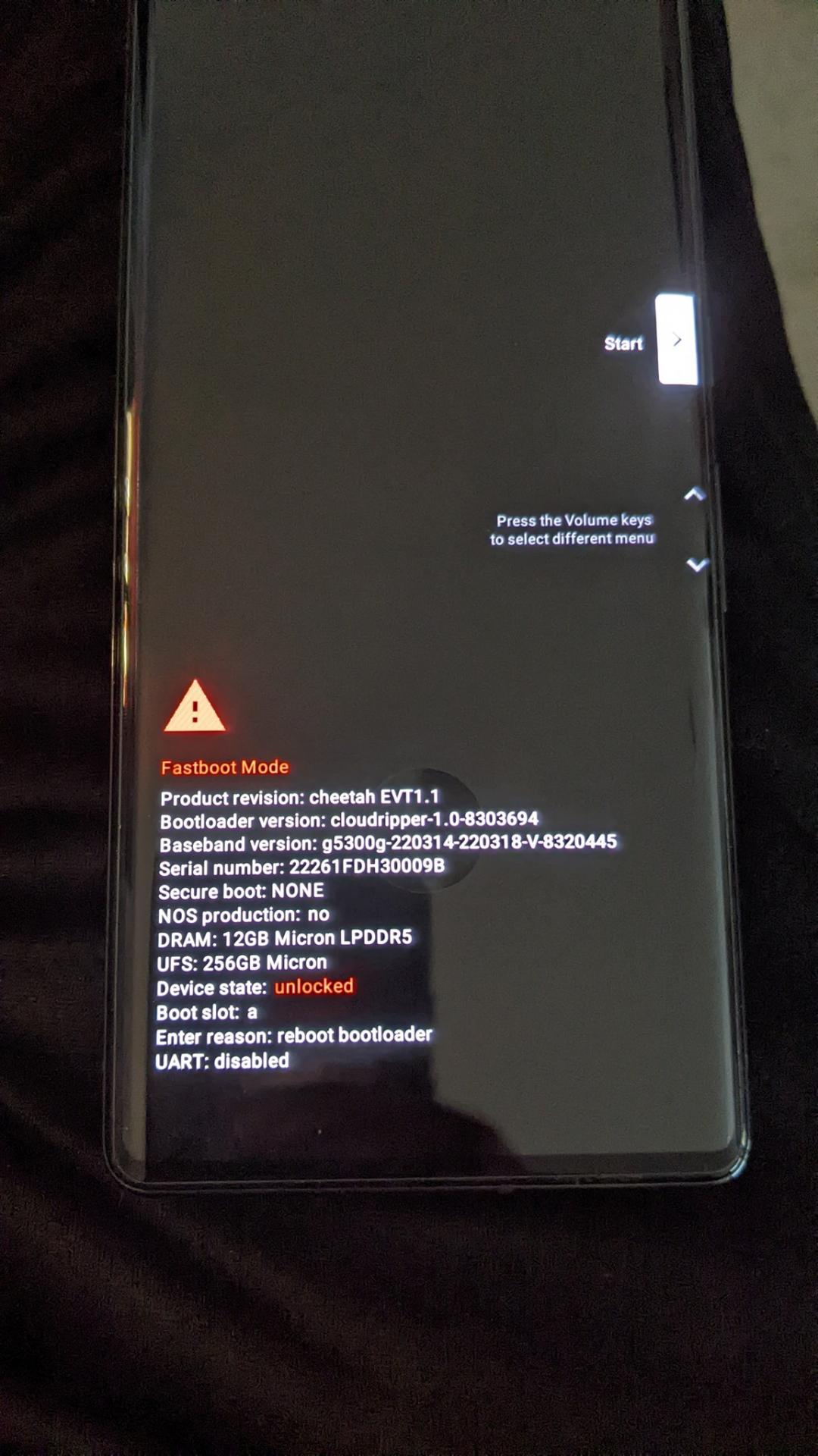 國外網友的Pixel 7 Pro原型機,已被Google遠端清除資料。(圖/網路)