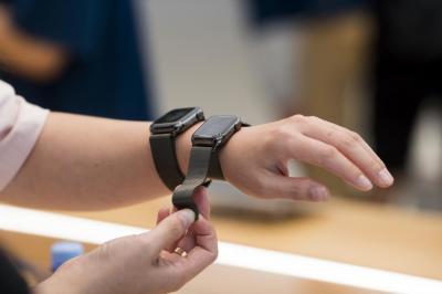 全新「頂規版」Apple Watch恐比iPhone 14還貴!分析師稱銷量受限 全新「頂規版」Apple Watch恐比iPhone 14還貴!分析師稱銷量受限