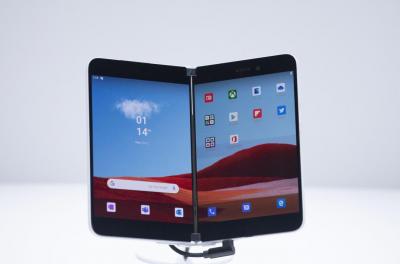微軟秘密砍掉「中階摺疊Surface Duo」!原型手機卻意外出現在eBay 微軟秘密砍掉「中階摺疊Surface Duo」!原型手機卻意外出現在eBay