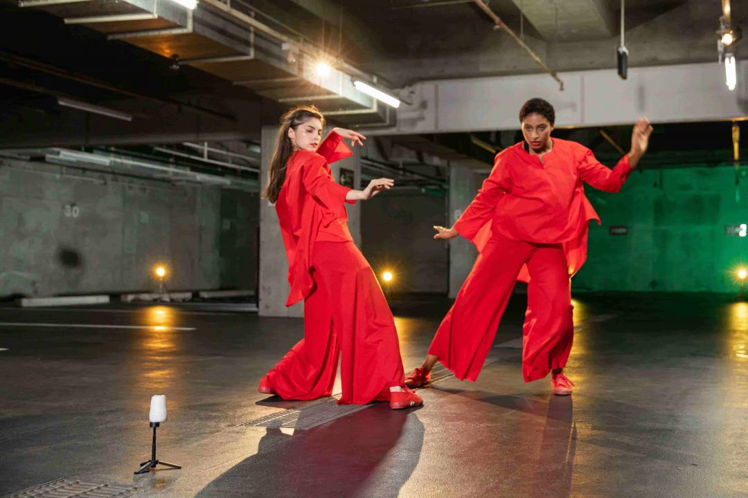 Canon PowerShot PICK 擁有PTZ設計，可進行左右旋轉約±170度，俯仰約110°及3 倍光學變焦與4倍數位變焦。（圖Canon提供）
