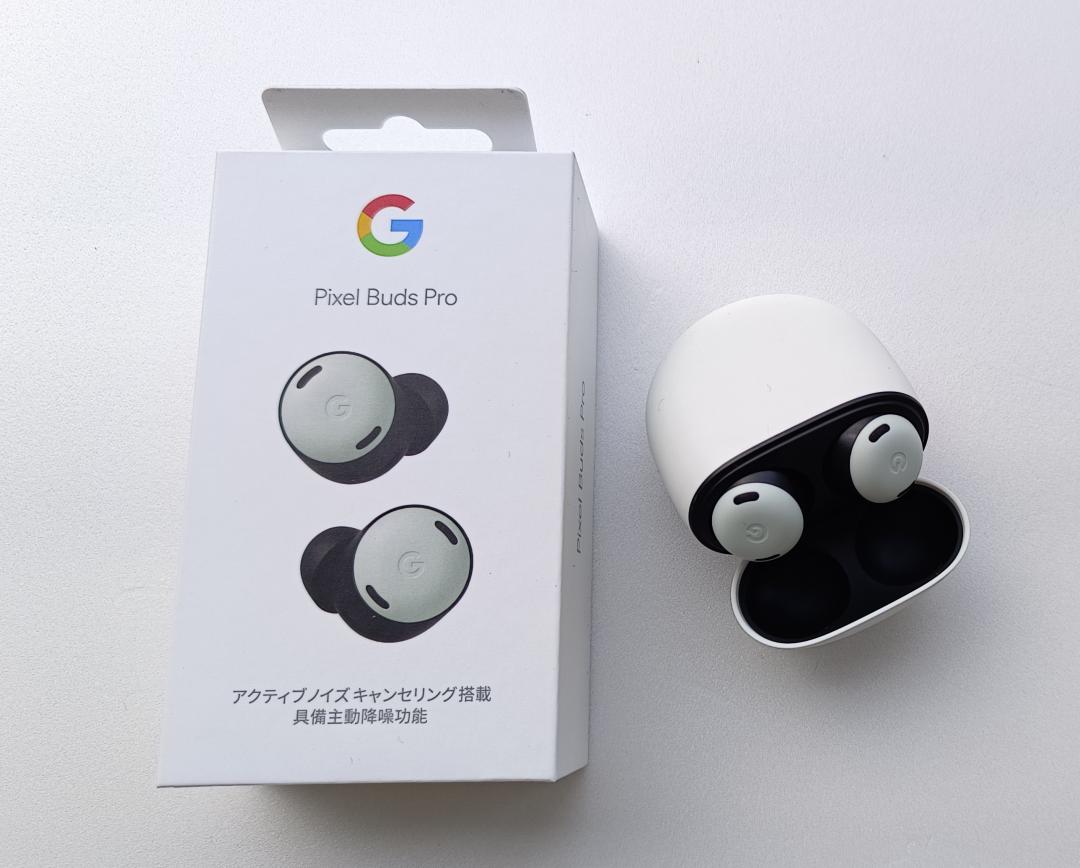 Google Pixel Buds Pro內附配件只有耳塞。(記者吳佩樺攝)