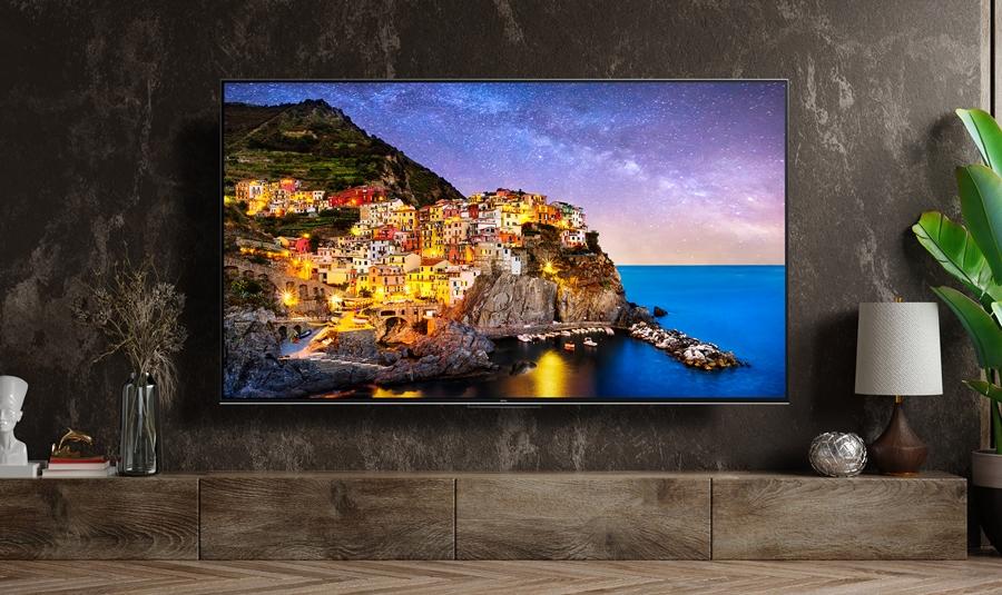 BenQ S-940系列,提供55吋與65吋兩種不同尺寸的機型。(圖BenQ提供)