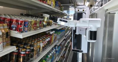 台灣店員羨慕!日本300間全家超商率先導入AI補貨機器人 台灣店員羨慕!日本300間全家超商率先導入AI補貨機器人