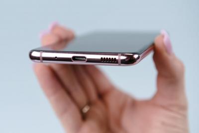 等iPhone 15理由多一個!USB規格大更新「傳輸速度將翻倍」 等iPhone 15理由多一個!USB規格大更新「傳輸速度將翻倍」