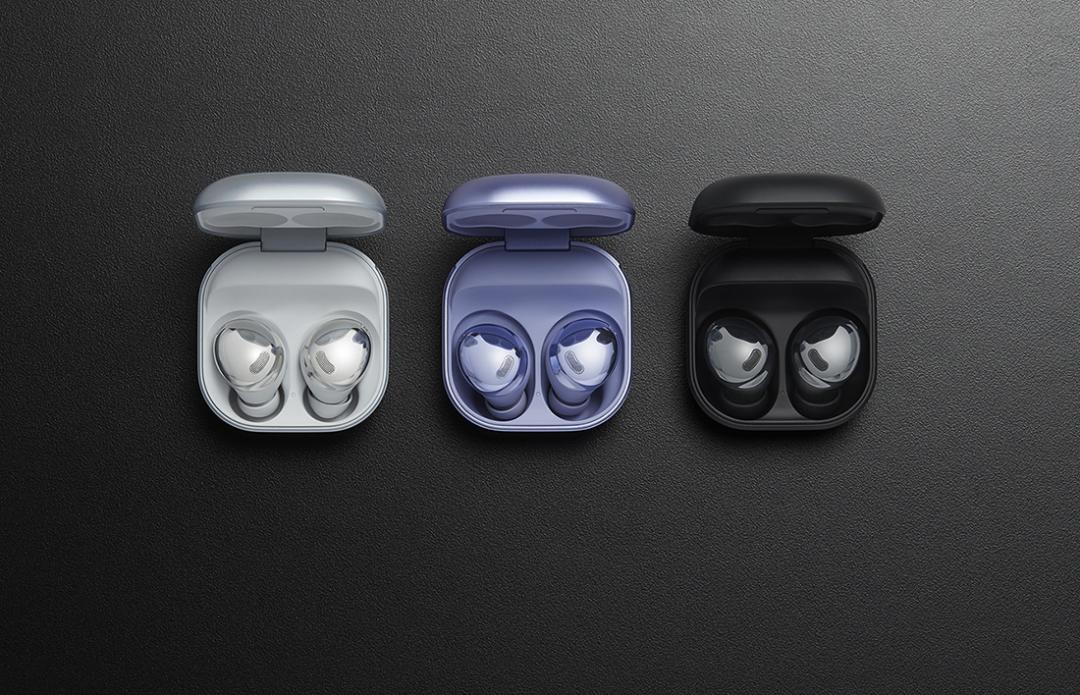 提供獨特的拋光鏡面設計和多彩配色，Galaxy Buds Pro可稱作三星生態系的 AirPods Pro；用戶另外也有較平價的Galaxy Buds 2 可以選擇。
（翻攝三星官網）