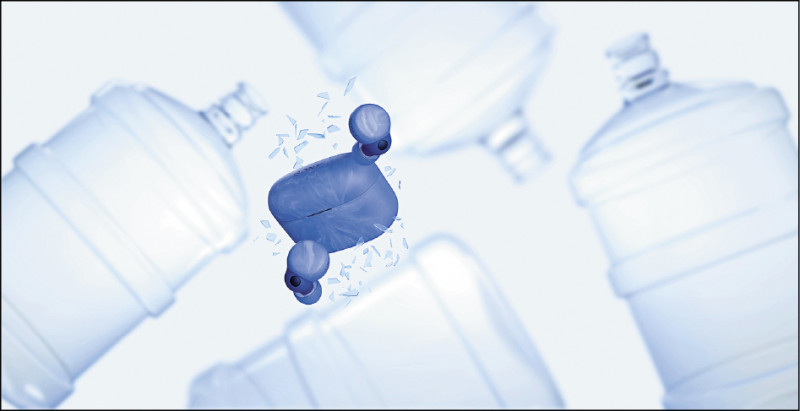 Sony WF-LS900N推出全新配色地球藍，以回收水瓶塑料製成機身和充電盒。