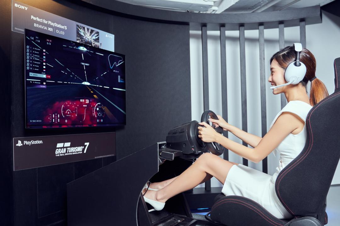 搶攻玩家，電視紛紛強調遊戲相關功能。圖為Sony XR系列。