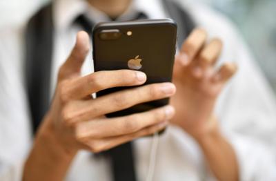 被蘋果放生也不減買氣!日本二手 iPhone 熱銷榜驚見一代神機 被蘋果放生也不減買氣!日本二手 iPhone 熱銷榜驚見一代神機