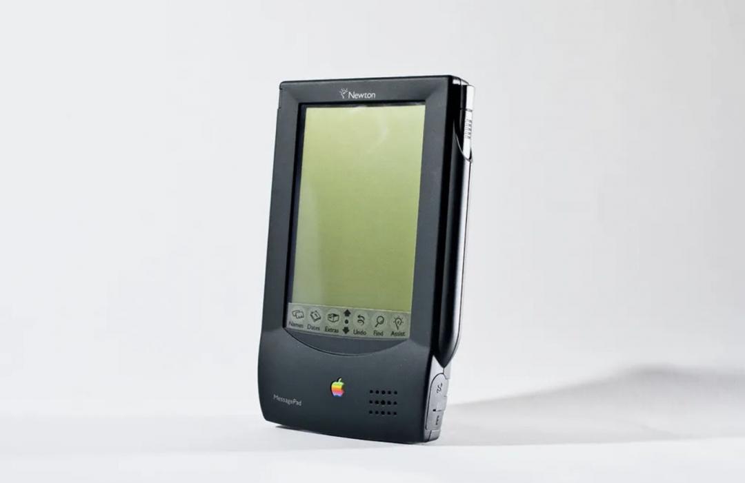 Apple Newton,一代自1,983年上市。(圖/翻攝網路)