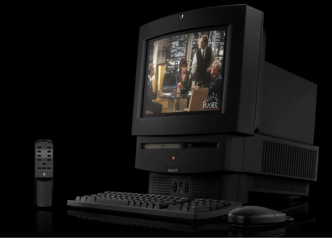 Macintosh TV,1,993年上市。(圖/翻攝網路)