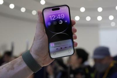iPhone 螢幕保護貼怎麼挑?達人傳授 3大選購要點 iPhone 螢幕保護貼怎麼挑?達人傳授 3大選購要點