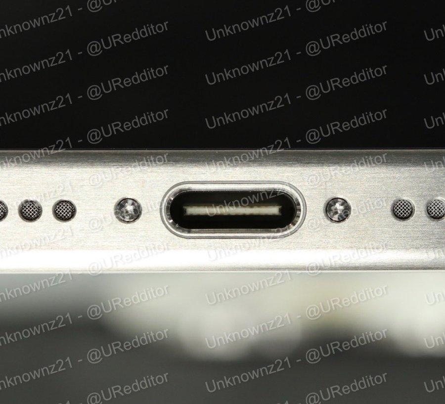 Unknownz21在推特PO出iPhone 15 Pro系列間諜照,證實會搭載USB-C孔。(圖/翻攝推特)