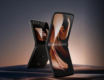 MOTO 首款「平價」摺疊新機將登場?Razr Lite 機身渲染圖遭曝光 MOTO 首款「平價」摺疊新機將登場?Razr Lite 機身渲染圖遭曝光