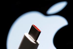 iPhone 15傳限制USB-C功能！歐盟提警告 蘋果最慘下場曝光