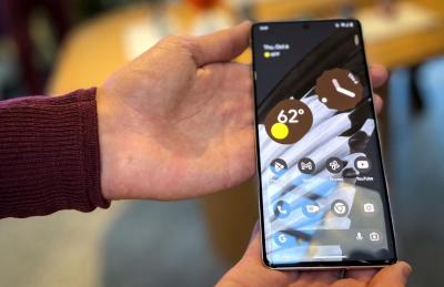 大量Pixel 6、7手機現狂噴電災情!Google認錯了 大量Pixel 6、7手機現狂噴電災情!Google認錯了