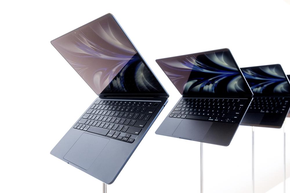 蘋果有望在今年WWDC大會上發表15吋MacBook Air。（美聯社）