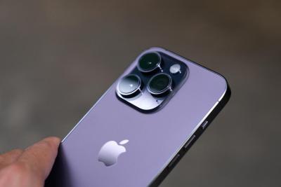 多款旗艦手機夏季大特價!買 iPhone 14 Pro Max 能省近 5,000 元 多款旗艦手機夏季大特價!買 iPhone 14 Pro Max 能省近 5,000 元