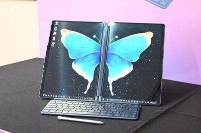 「雙螢幕筆電」Lenovo Yoga Book 9i 登台!直擊 3 大模式變化 「雙螢幕筆電」Lenovo Yoga Book 9i 登台!直擊 3 大模式變化