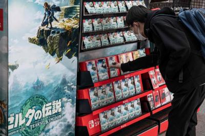 《薩爾達》再度稱霸熱銷遊戲 Top 10 排行榜!強敵下週要登場了 《薩爾達》再度稱霸熱銷遊戲 Top 10 排行榜!強敵下週要登場了