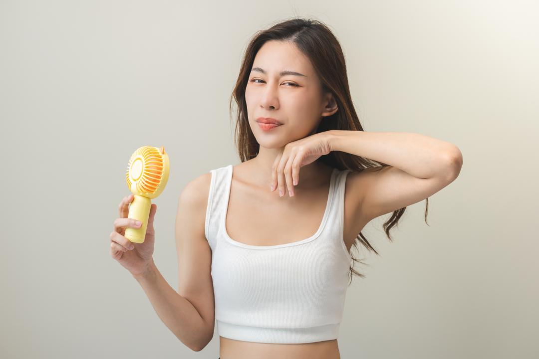 挑款「體感」或「視覺」都能快速降溫的消暑小物,好幫助自己撐過高溫炎熱的夏季。(達志)