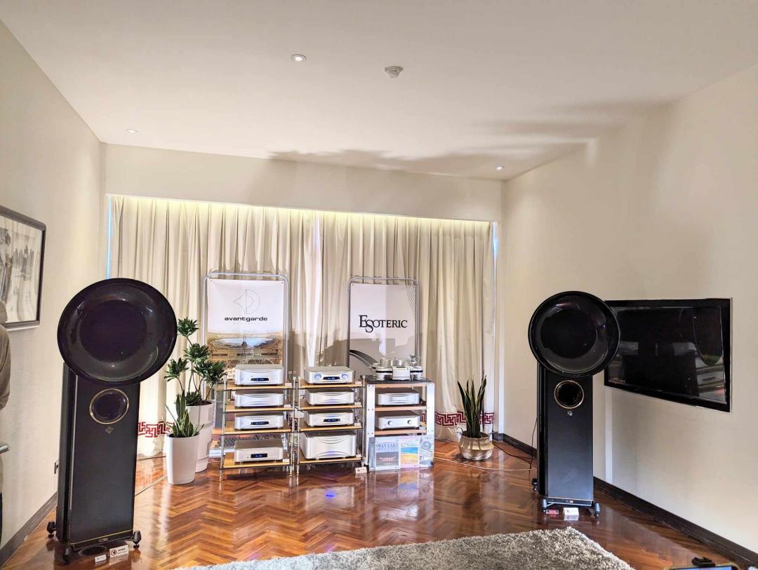 勝旗展出Avantgarde Acoustic最受歡迎的號角喇叭「DUO GT」。雅士音響於圓山展房號碼為350。（圖／記者劉惠琴攝）