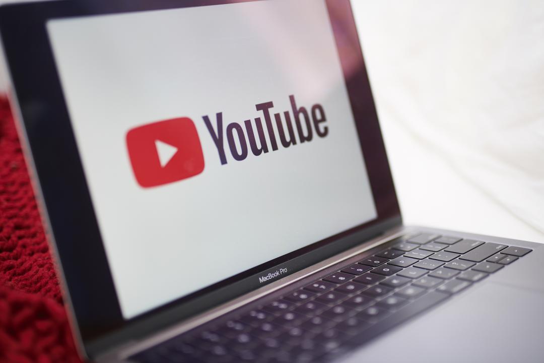 YouTube宣布觀看記錄功能新規定。(圖/彭博社)
