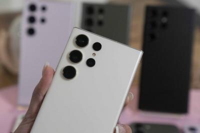 跟進蘋果iPhone 15 Pro?爆料:三星S24 Ultra採鈦合金外框 跟進蘋果iPhone 15 Pro?爆料:三星S24 Ultra採鈦合金外框