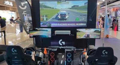 專業方向盤、踏板模擬飆速快感 Logitech G打造沉浸式賽車體驗 專業方向盤、踏板模擬飆速快感 Logitech G打造沉浸式賽車體驗