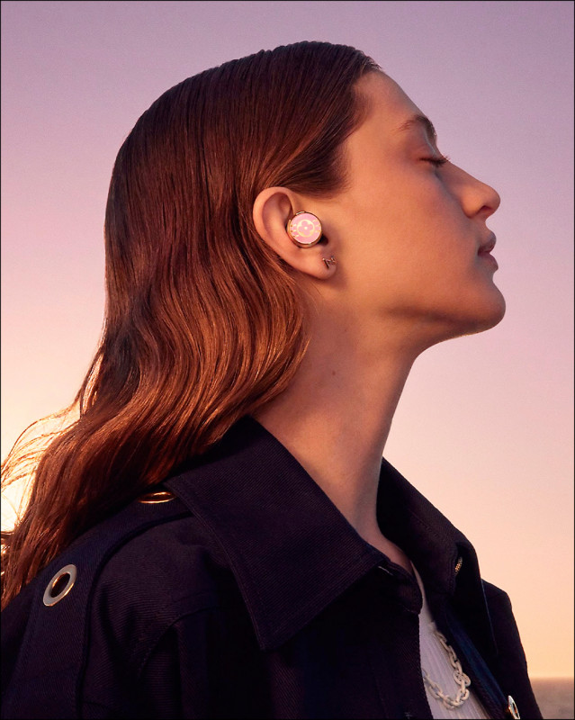 Louis Vuitton Horizon light up耳機，售價51,500元。