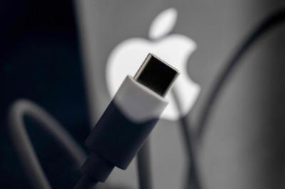 蘋果這 7 產品先別買?爆料:將跟著 iPhone 15 一起改用 USB-C 蘋果這 7 產品先別買?爆料:將跟著 iPhone 15 一起改用 USB-C