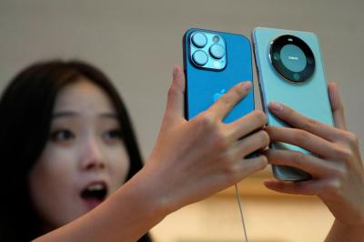 華為 Mate 60 Pro 效能難比 iPhone!實測僅追平 3 年前 Android 華為 Mate 60 Pro 效能難比 iPhone!實測僅追平 3 年前 Android