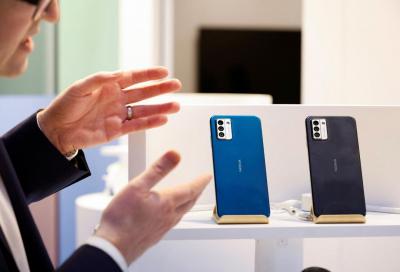 《時代雜誌》評選年度「創新 3C 產品」! Nokia 手機、Sony 相機入選 《時代雜誌》評選年度「創新 3C 產品」! Nokia 手機、Sony 相機入選